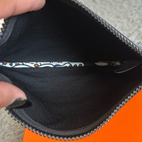 Hermes - Picture 8 of 17